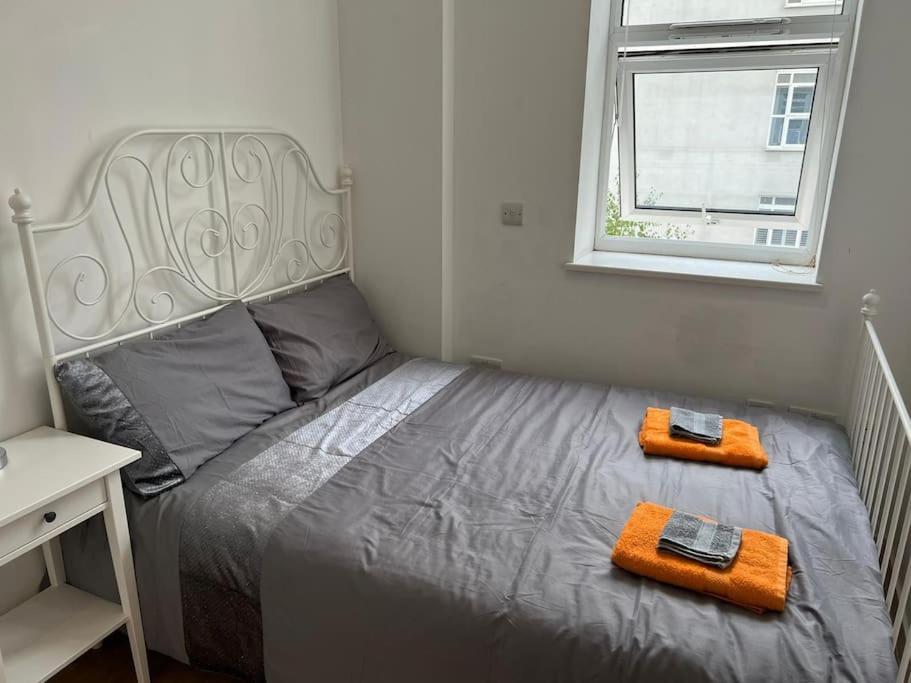 Stunning 2 Bed Flat! Centrally Located In London, Uk! Dış mekan fotoğraf