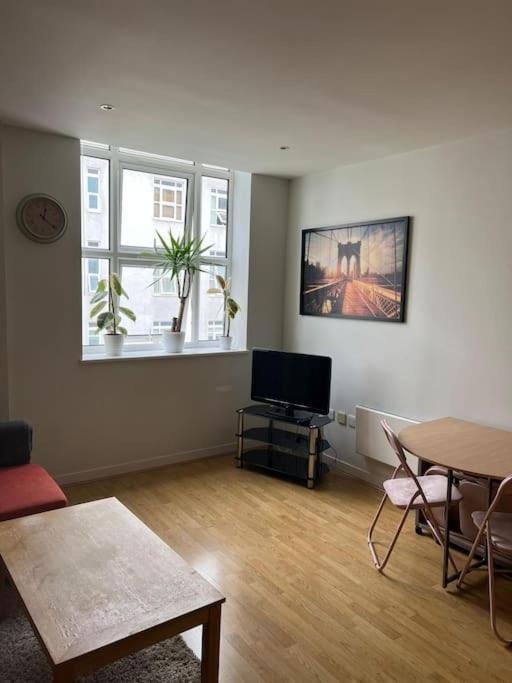 Stunning 2 Bed Flat! Centrally Located In London, Uk! Dış mekan fotoğraf