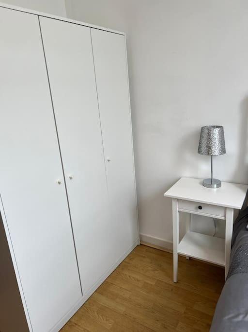 Stunning 2 Bed Flat! Centrally Located In London, Uk! Dış mekan fotoğraf
