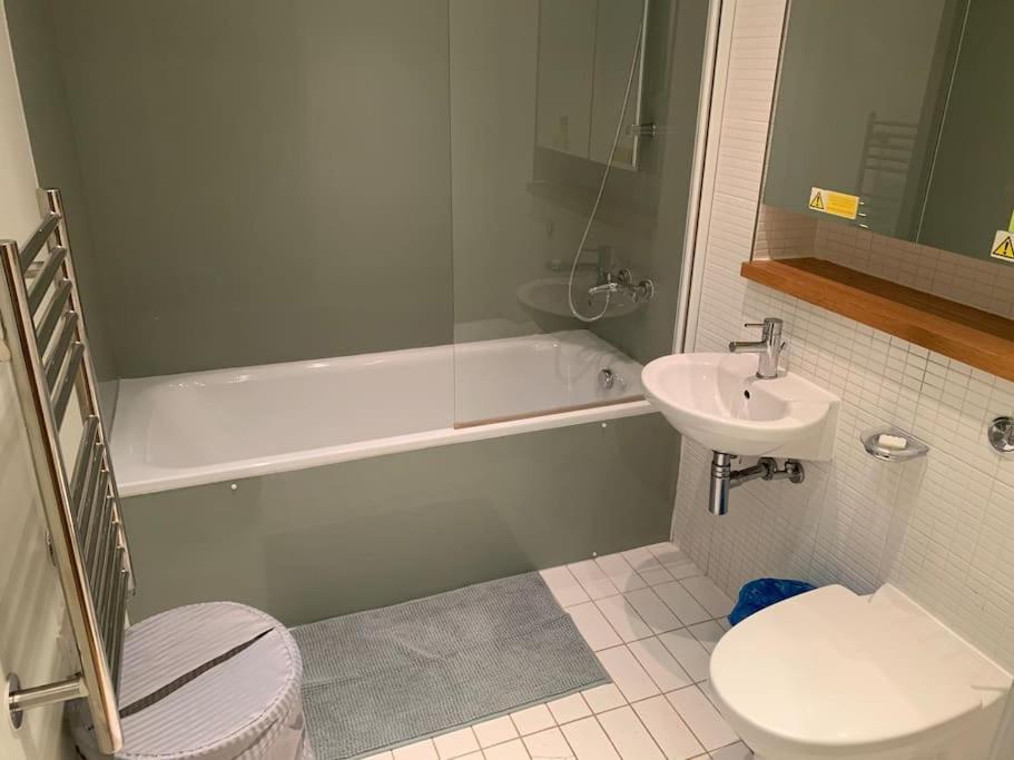 Stunning 2 Bed Flat! Centrally Located In London, Uk! Dış mekan fotoğraf